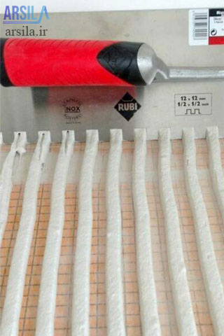 کاردک دندانه دار برای چسب کاشی خمیری