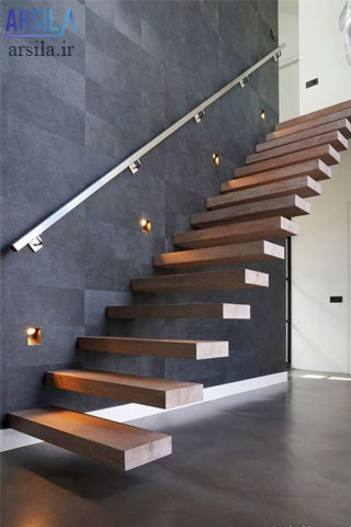 کاشی کاری دیوار راه پله